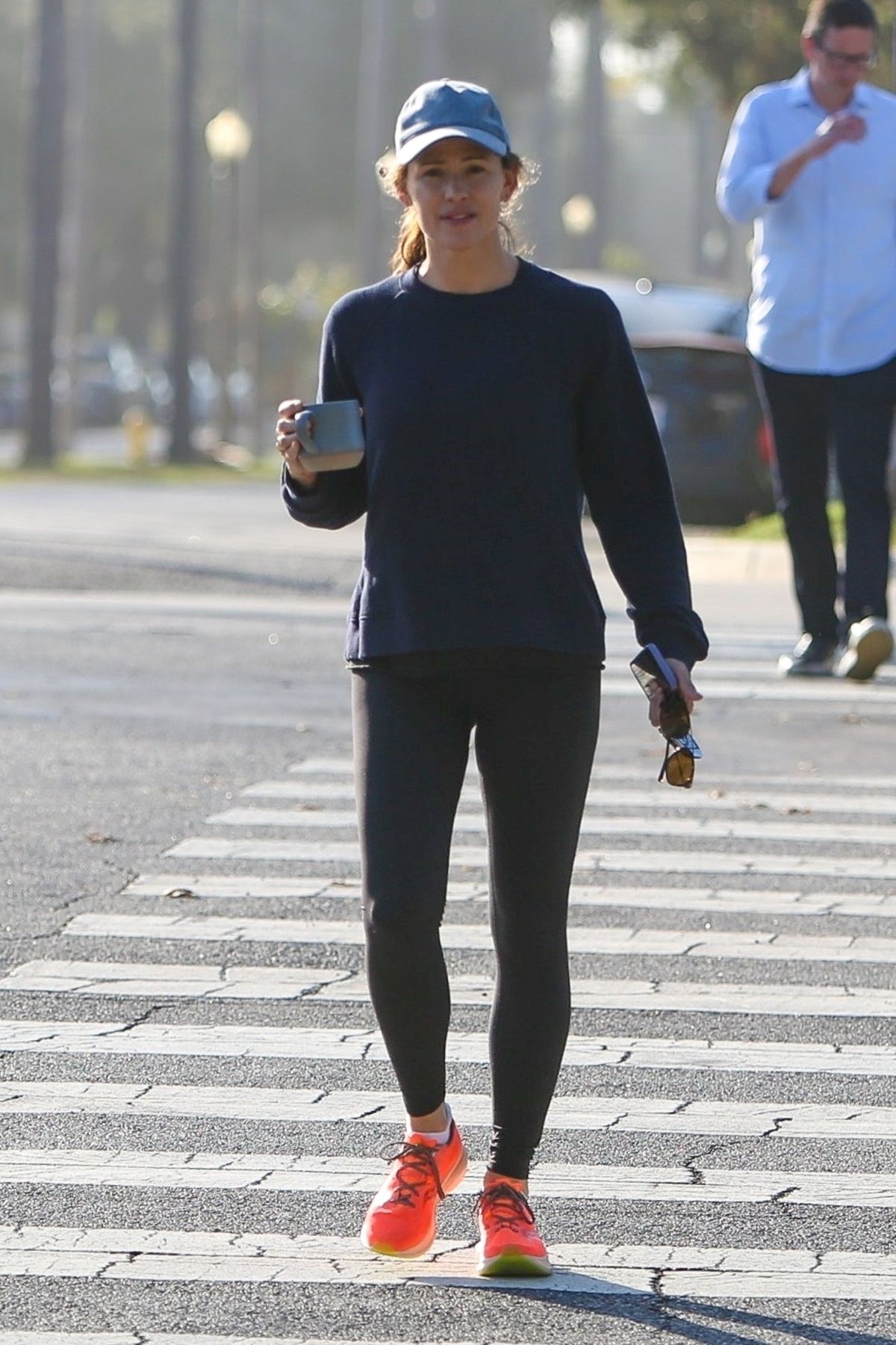 Jennifer Garner in Tights Day Out for Coffee in Brentwood 2
