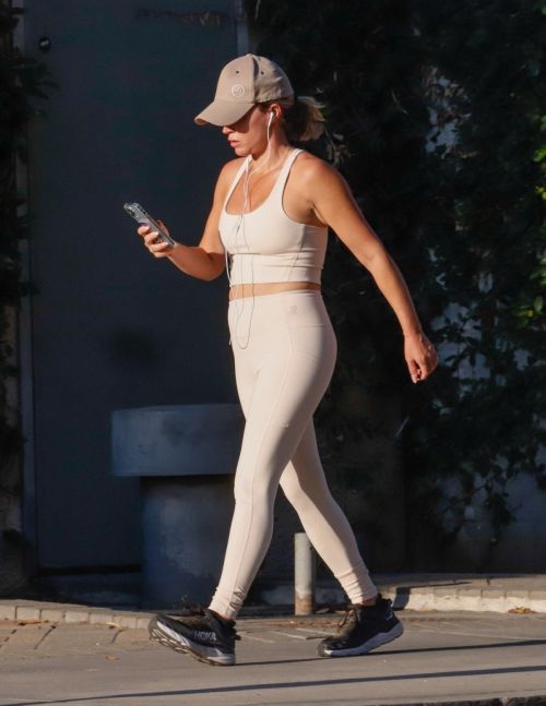 Teddi Mellencamp Day Out Jogging in Los Angeles