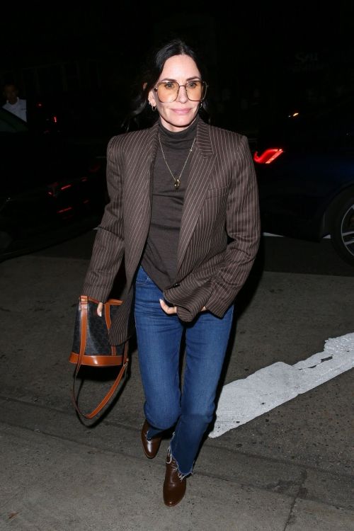 Courteney Cox Night Out for Dinner at Giorgio Baldi in Santa Monica, Oct 2022 4