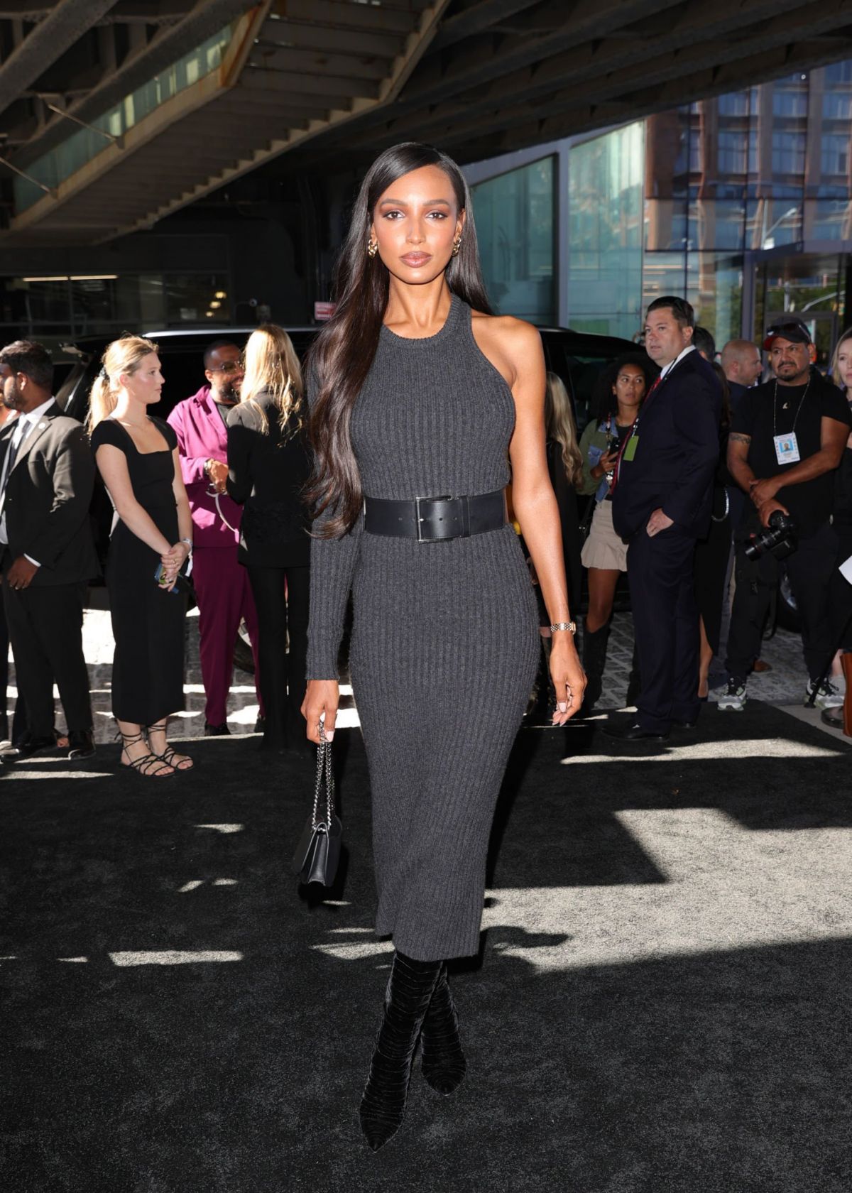 Jasmine Tookes attends Michael Kors Fashion Show at NYFW in New York, Sep 2022