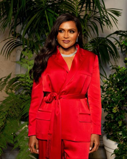 Mindy Kaling attends Ralph Lauren SS23 Runway Show in San Marino, California, Oct 2022 3