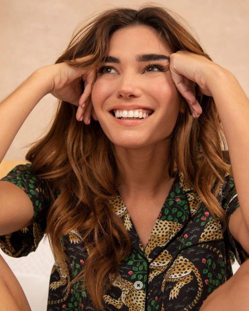 Rachell Vallori wears Printfresh Floral Outfits during Photoshoot, Oct 2022 4