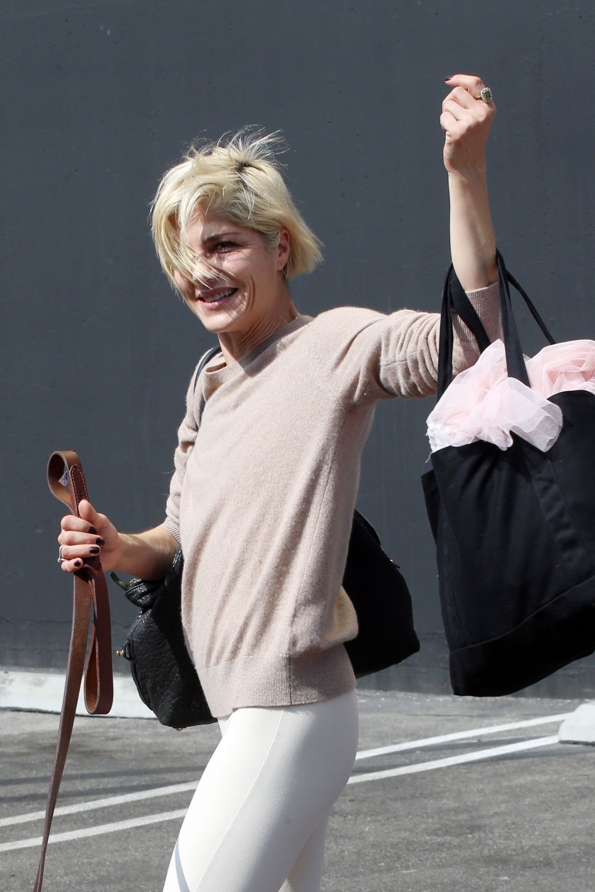 Selma Blair Day Out with a Her Dog After Leaves Dance Studio in Los Angeles, Oct 2022