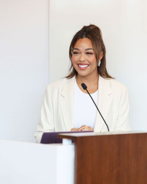 Jordyn Woods attends Brunchin with Black Girl Sunscreen Conference in Los Angeles, Sep 2022