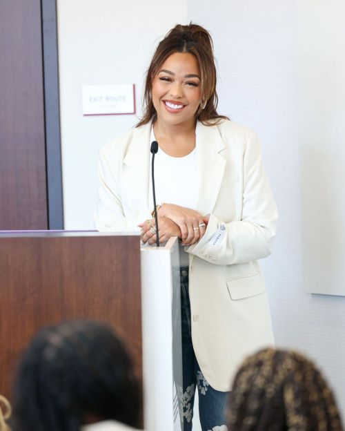 Jordyn Woods attends Brunchin with Black Girl Sunscreen Conference in Los Angeles, Sep 2022 3