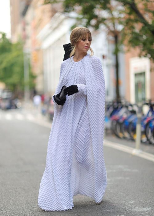 Julianne Hough Day Out in Stylish White Gown and Black Gloves in New York, Sep 2022 6