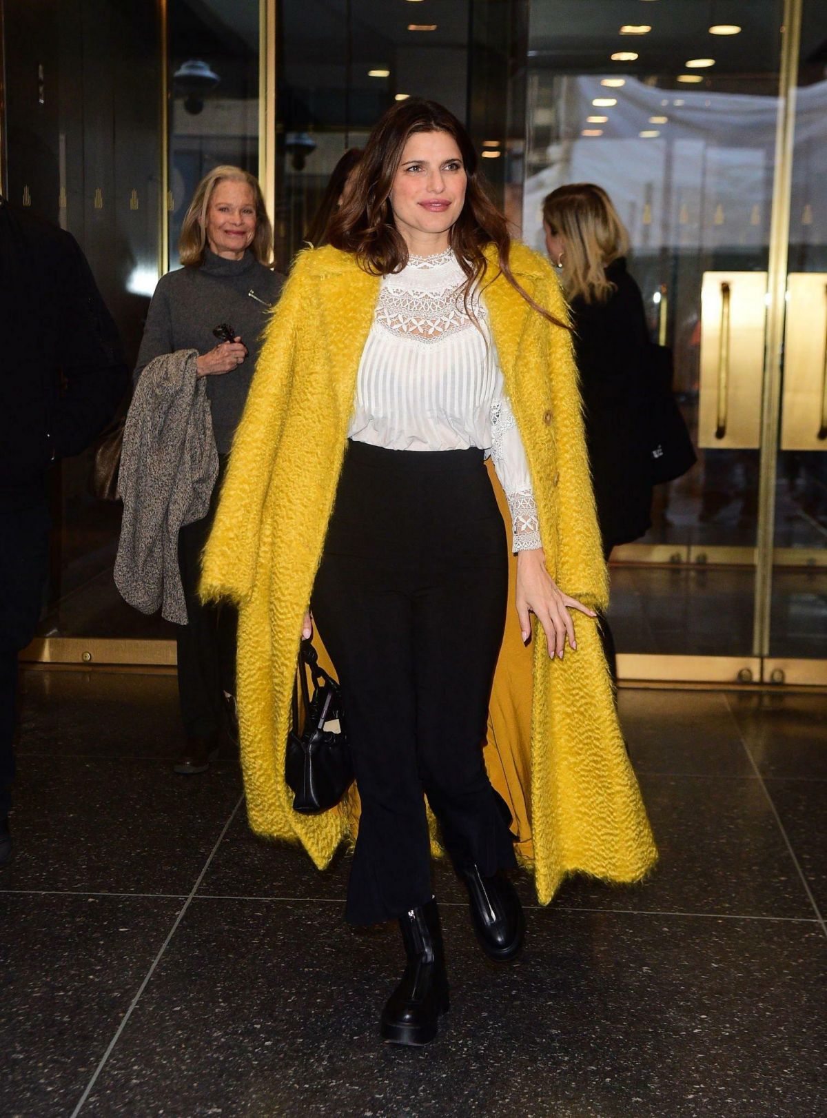 Lake Bell seen in Long Fur Yellow Coat During Today Show in New York, Nov 2022