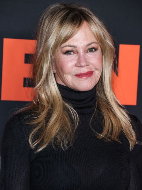 Melanie Griffith attends Halloween Ends Premiere in Los Angeles 6