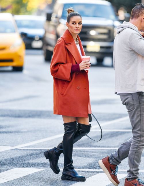Olivia Palermo and Johannes Huebl Day Out for Enjoy Coffee in New York, Nov 2022 3