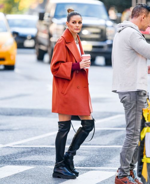 Olivia Palermo and Johannes Huebl Day Out for Enjoy Coffee in New York, Nov 2022