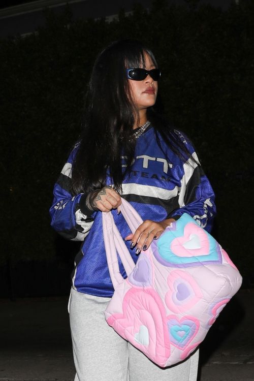 Rihanna Night Out for a Late-night Studio Session in West Hollywood, Sep 2022 2