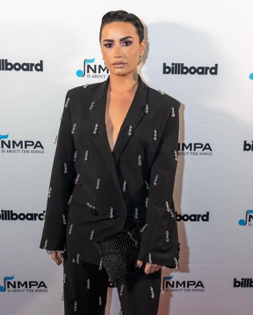 Demi Lovato with her friend Laura Veltz attends 2023 Billboard Women in Music, Feb 2023