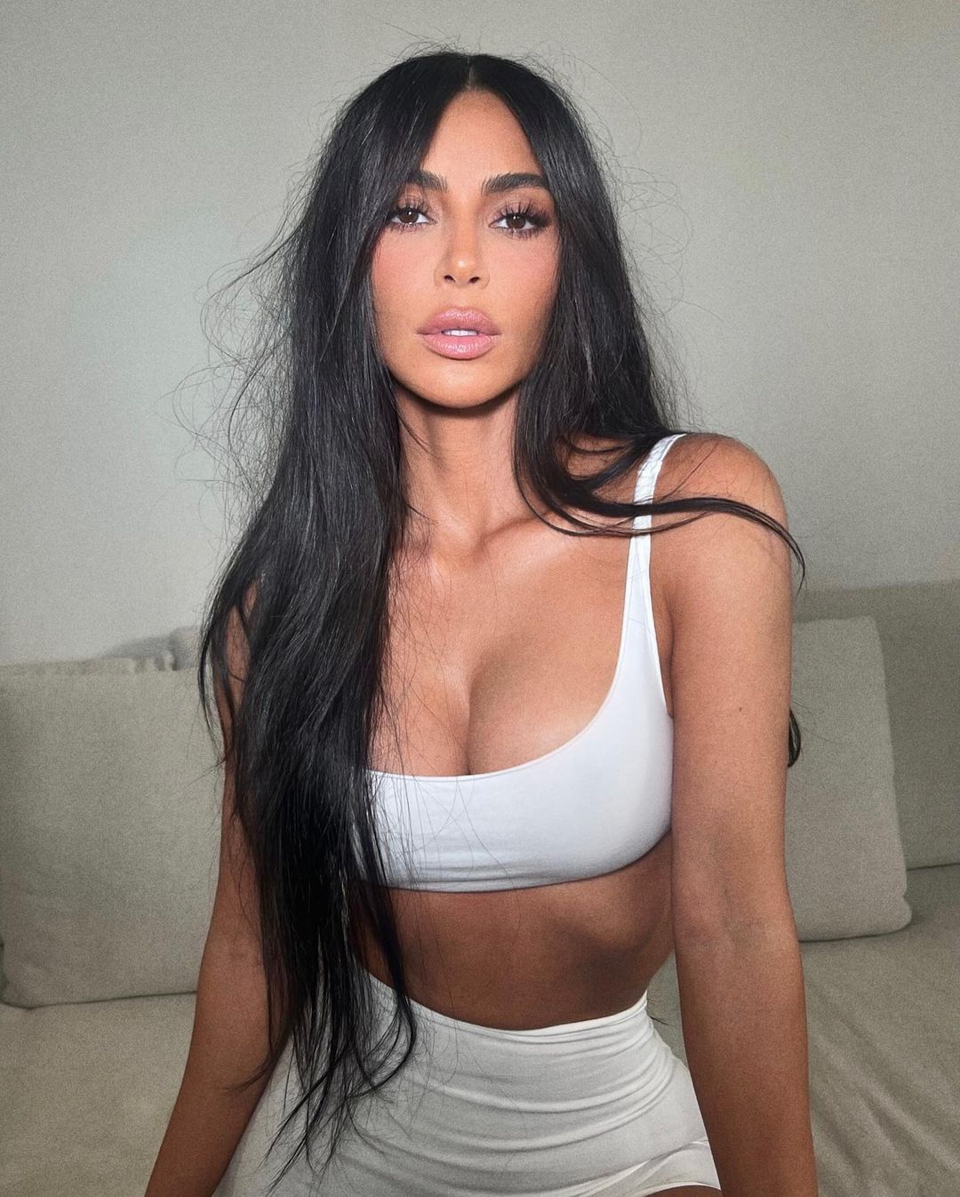 Kim Kardashian Pose White Sportswear 