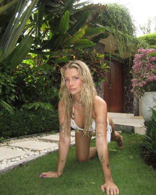 Lottie Moss hot sexy