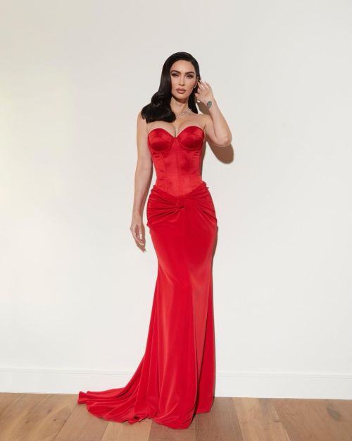 Megan Fox Off Shoulder Red Outfit