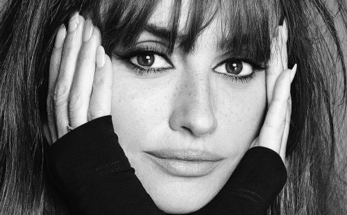 Penelope Cruz Stuns in Black Swimsuits