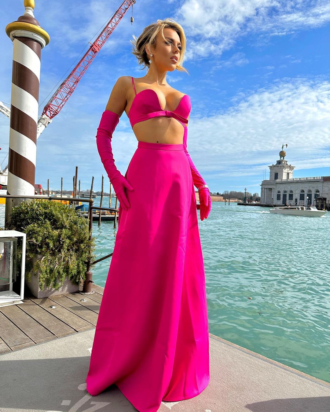 Tallia Storm show her toned figure in Pink Dress at Palazzo Albrizzi - Capello, Venice, Mar 2023