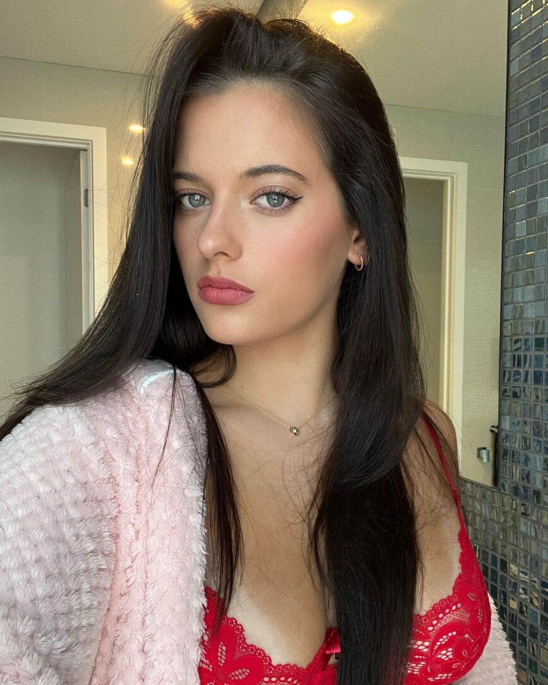 Taya Brooks Flaunts Stunning Red Forever And A Day Intimates Bra in Instagram Photos