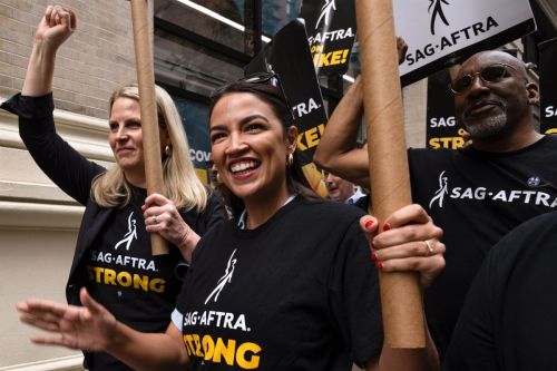 Alexandria Ocasio-Cortez at SAG-AFTRA and WGA Picket Line 4