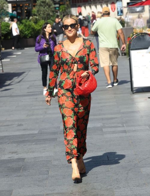 Ashley Roberts Leaves Heart Breakfast 5