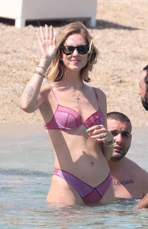 Chiara Ferragni in Bikini on the Beach in Mykonos 07/15/2023 4
