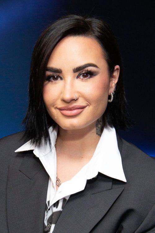 Demi Lovato rocks stylish suit pants at SiriusXM Studios 07/14/2023 2