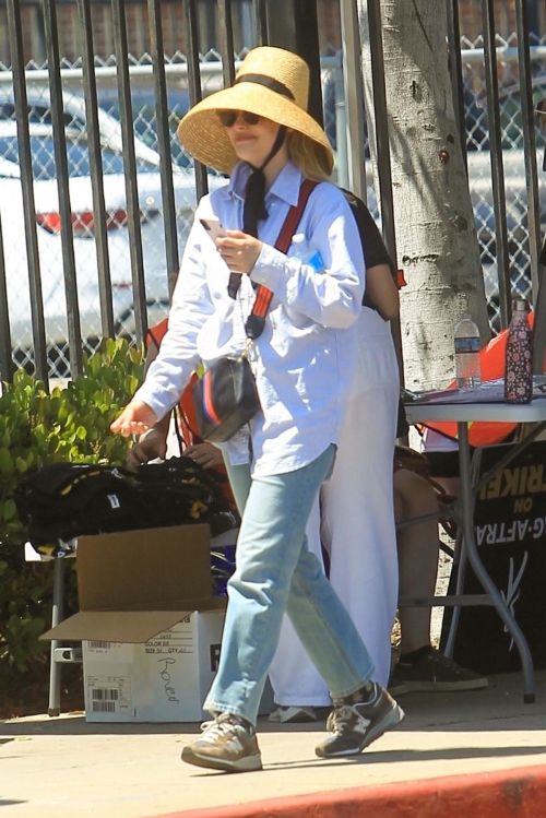 Gillian Jacobs Supports SAG Strike at Paramount 3