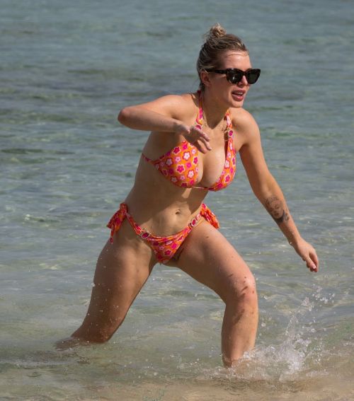 Helen Flanagan in Bikini at a Beach in Barbados on 07/23/2023 2