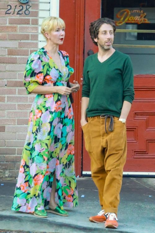 Jocelyn Towne and Simon Helberg Enjoy Lunch in Los Feliz 2
