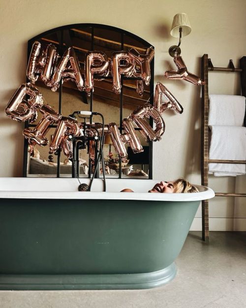 Julianne Hough Instagram Photo on 07/24/2023 3