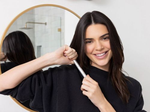 Kendall Jenner for Moon Oral Beauty 2023 21