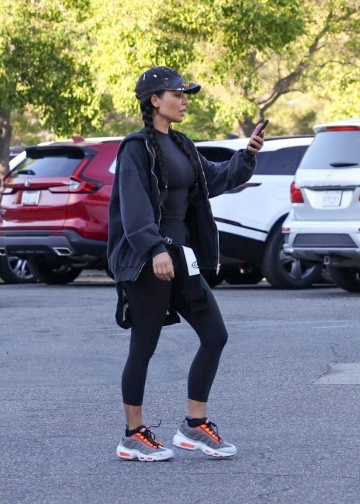 Kim Kardashian Stylish Outing in Thousand Oaks All Black Ensemble 07/14/2023