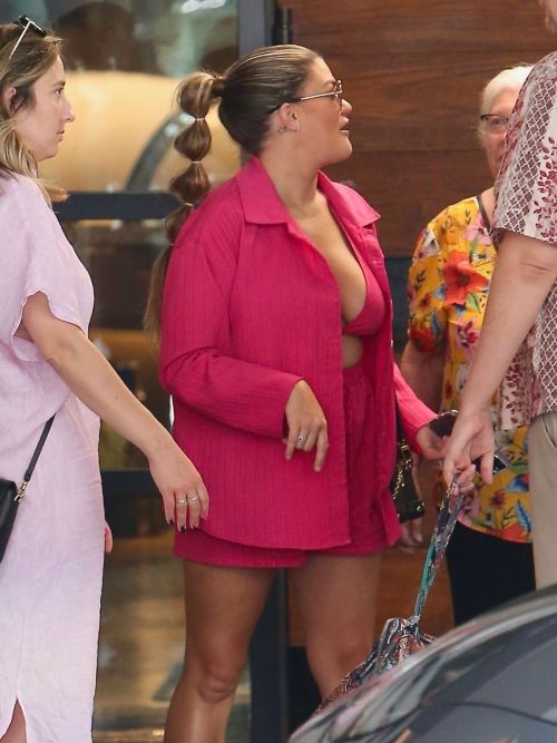 Lala Kent, Scheana Shay, and Brittany Cartwright Enjoy Rooftop Pool Bar in Culver City 5