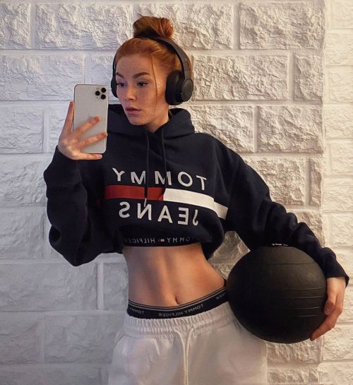 Larissa Opitz Instagram Photos 10
