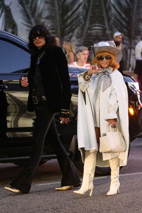 Linda Ramone Leaves Honor Titus Art Show in Beverly Hills 4