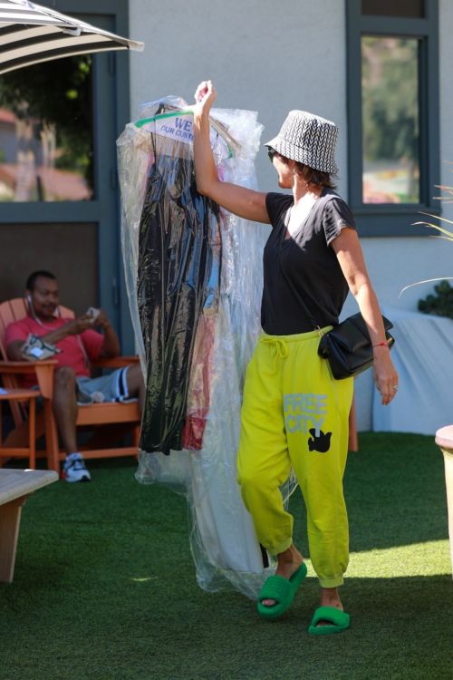 Lisa Rinna Out and About in Bel Air 3