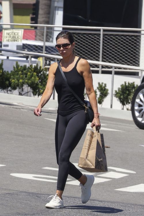 Lisa Rinna Out Shopping in Studio City 3