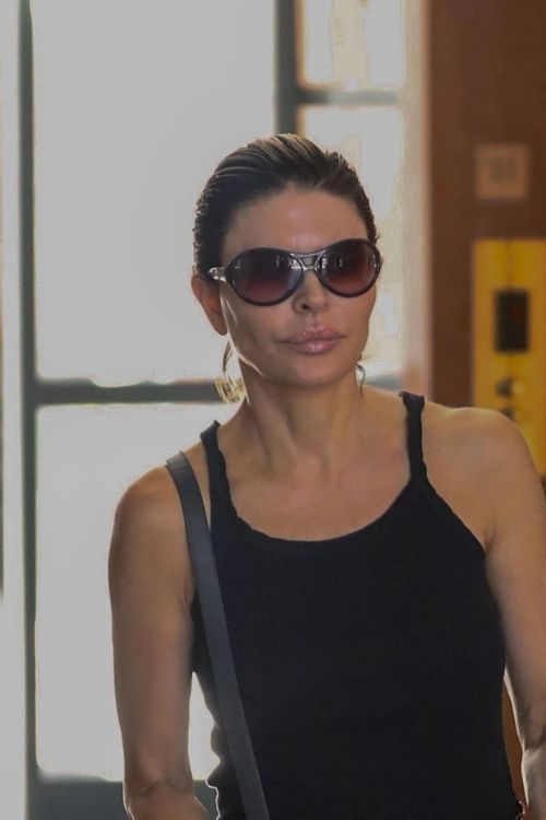 Lisa Rinna Out in Studio City 4