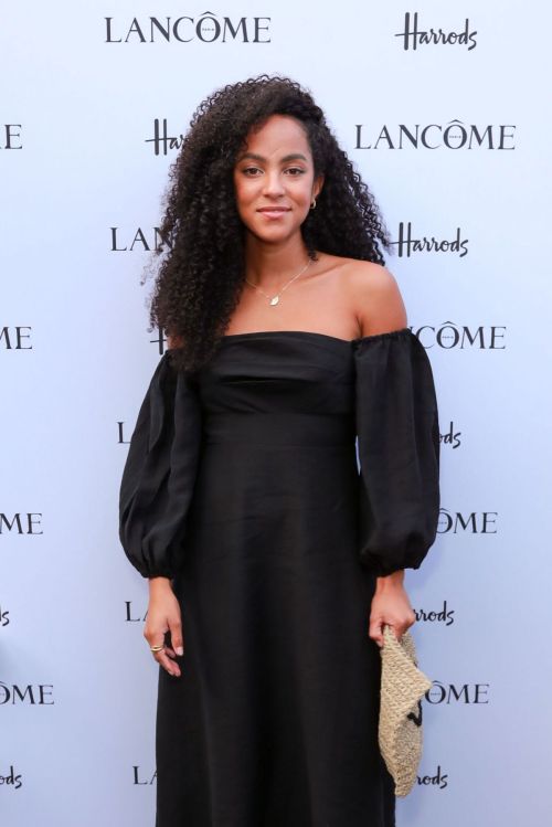 Lou Llobel at Lancome Unveils Flagship Boutique at Harrods in London 07/03/2023 1