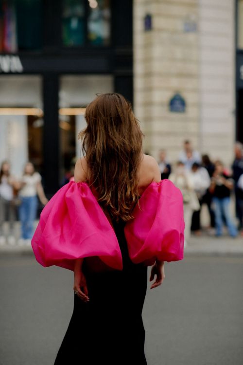 Mariella Sarto Arrives at Stephane Rolland Fall/Winter 23-24 Haute Couture Show in Paris 07/04/2023 1