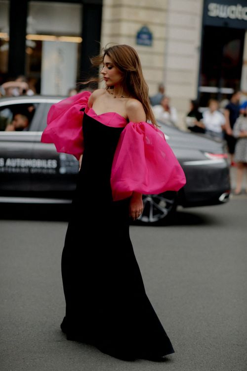 Mariella Sarto Arrives at Stephane Rolland Fall/Winter 23-24 Haute Couture Show in Paris 07/04/2023 5