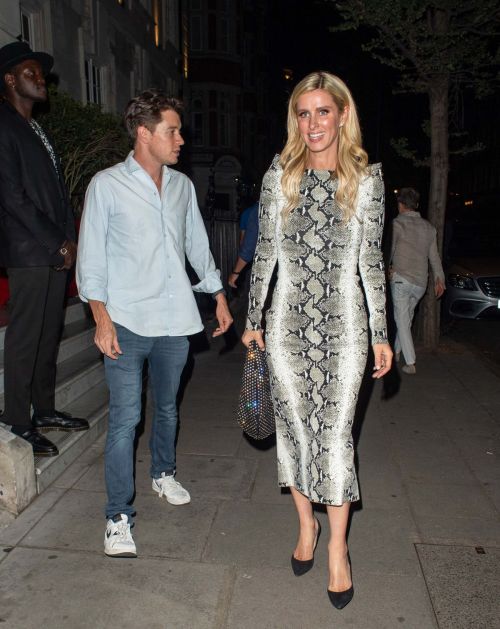 Nicky Hilton and Kate Rothschild Arrive at Twenty-Two Hotel in London 07/10/2023 1