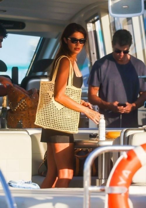 Pia Miller Enjoys a Relaxing Vacation in Ibiza 07/14/2023 2