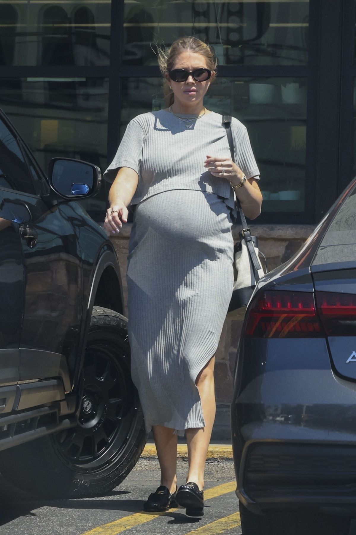 Pregnant Stassi Schroeder and Beau Clark Out Shopping in Los Feliz 07/28/2023