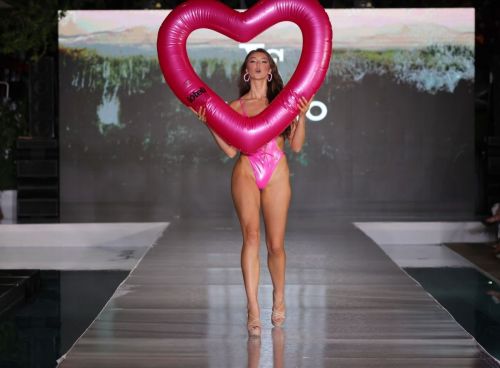 Rachel Pizzolato at Vasaro 2023 Miami Swim Week Fashion Show 07/07/2023 2