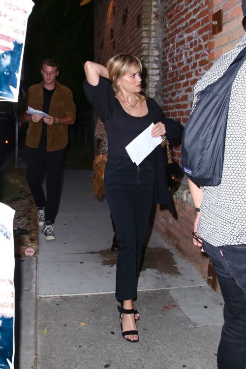 Reese Witherspoon Arrives at Her Son Deacon Show 2