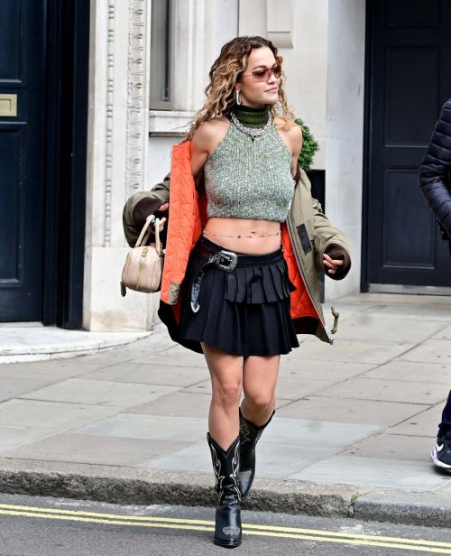 Rita Ora rocks stylish ensemble at Bauer Radio in London 07/12/2023 4