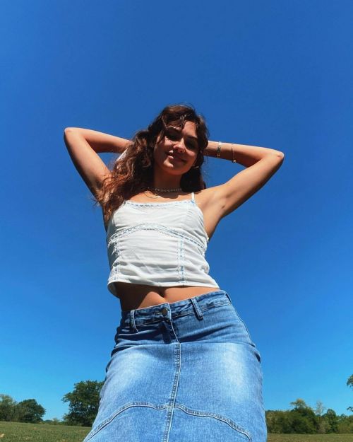 Ronni Hawk Instagram Photos 1