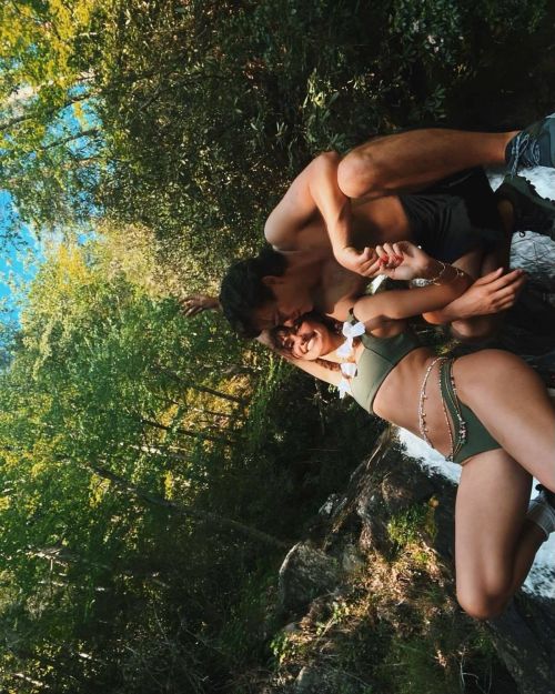 Ronni Hawk Instagram Photos 4