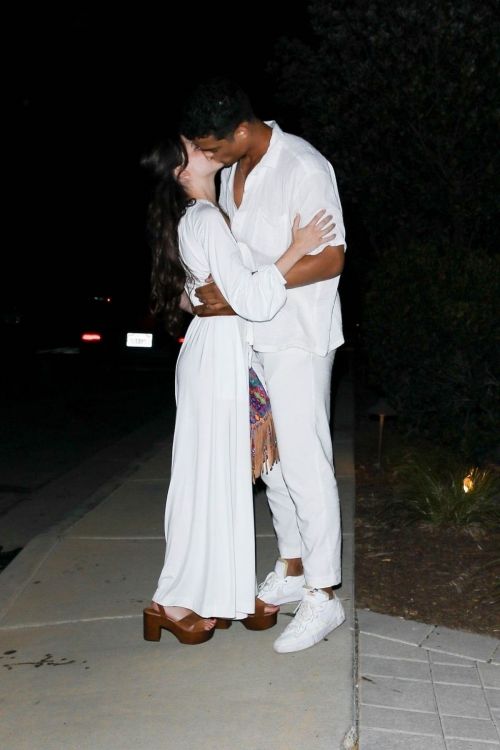 Sara Waisglass kissing with her boyfriend at Aqua di Gio Party in Malibu 07/15/2023 2